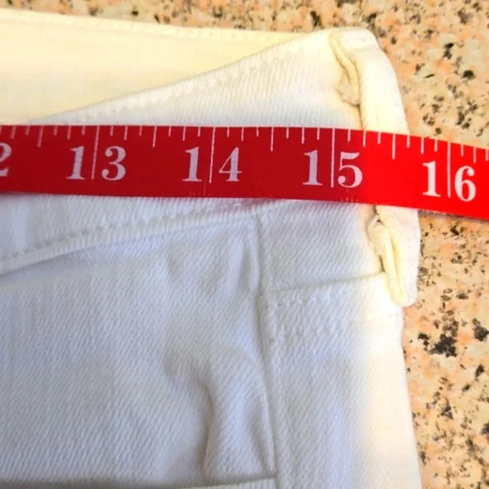 AG Adriano Goldschmied the Capri White Denim Capri 5-Pocket Jeans Women size 30